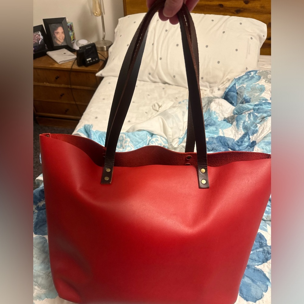 Portland Leather Goods- Ruby- oversized classic tote